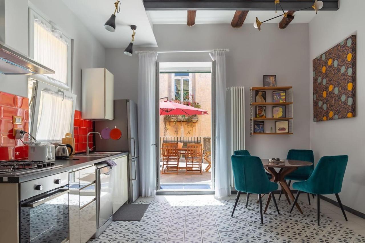 Galluppi Design Apartment By HouseinNapoli Bagian luar foto