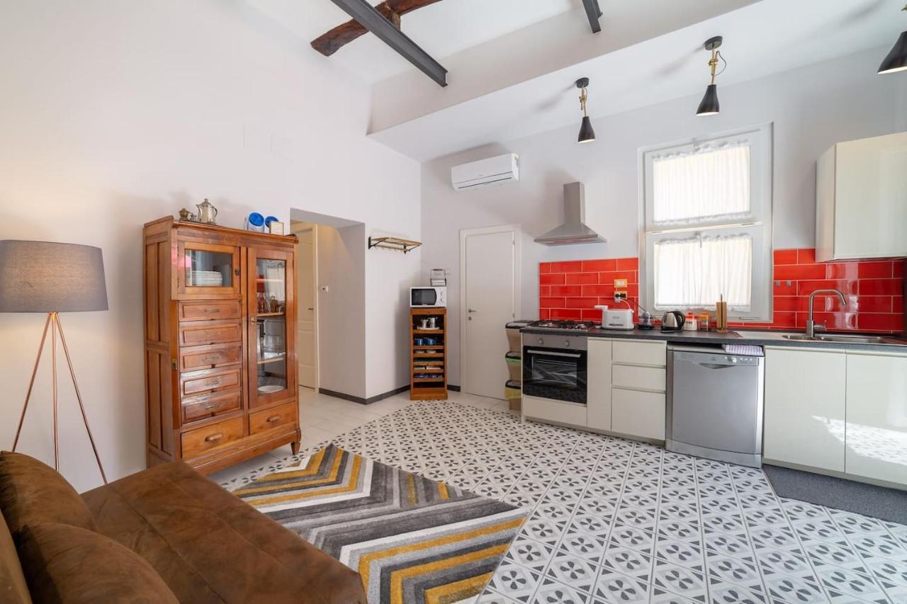 Galluppi Design Apartment By HouseinNapoli Bagian luar foto