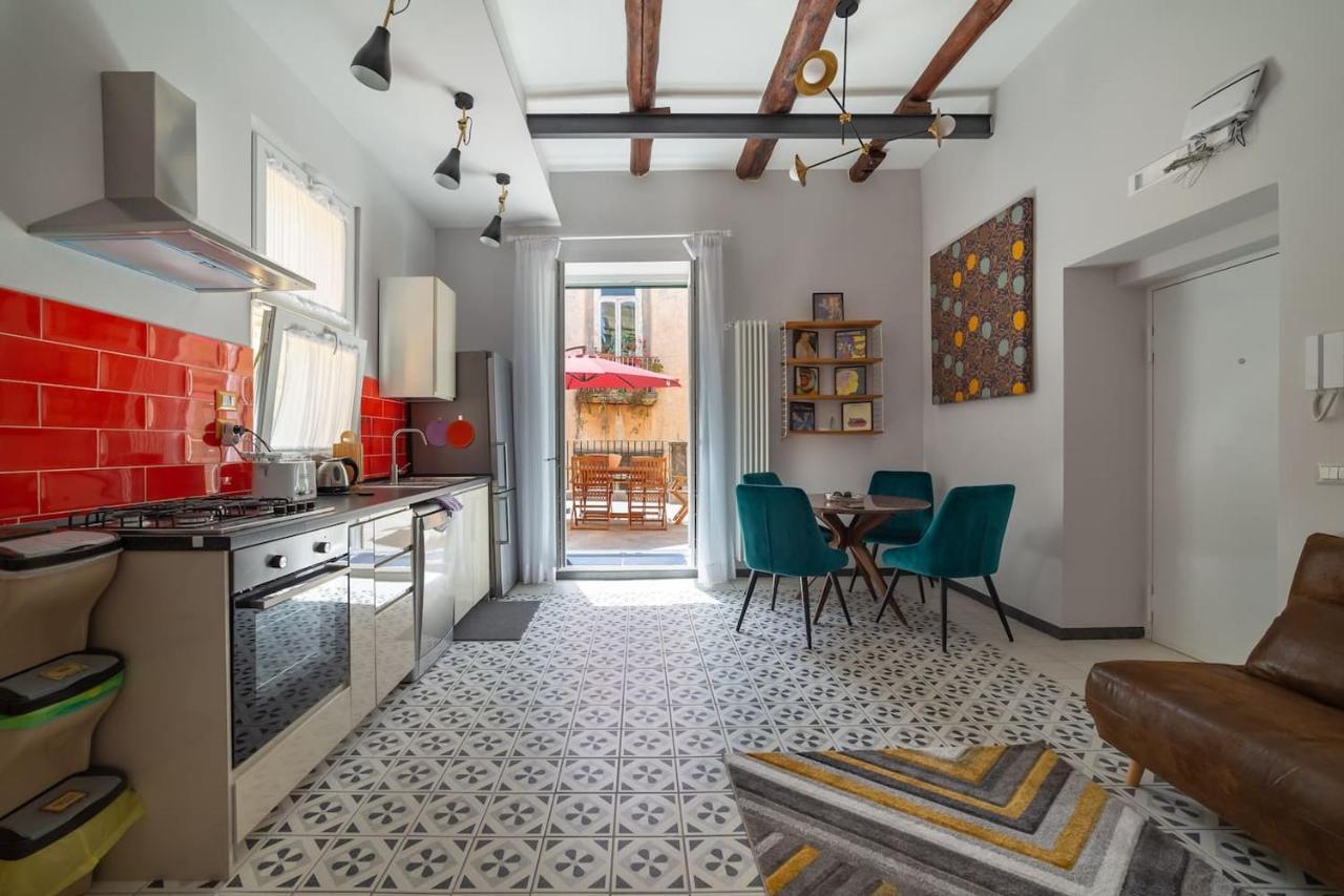 Galluppi Design Apartment By HouseinNapoli Bagian luar foto