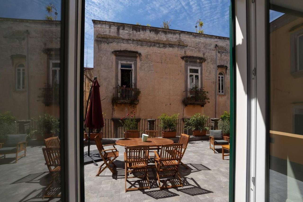 Galluppi Design Apartment By HouseinNapoli Bagian luar foto